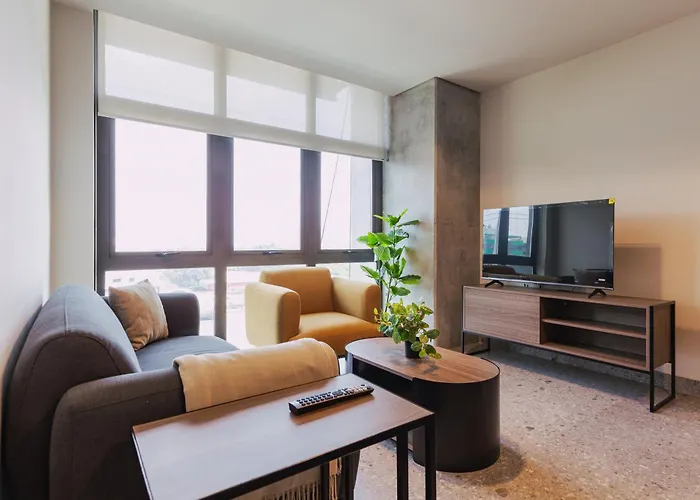 Bright & Modern W/ Gym & Pool | Viato Homes Mexico City