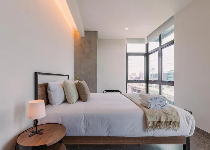 Bright & Modern W/ Gym & Pool | Viato Homes * Mexico City