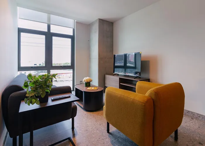 Bright & Modern W/ Gym & Pool | Viato Homes * Mexico City