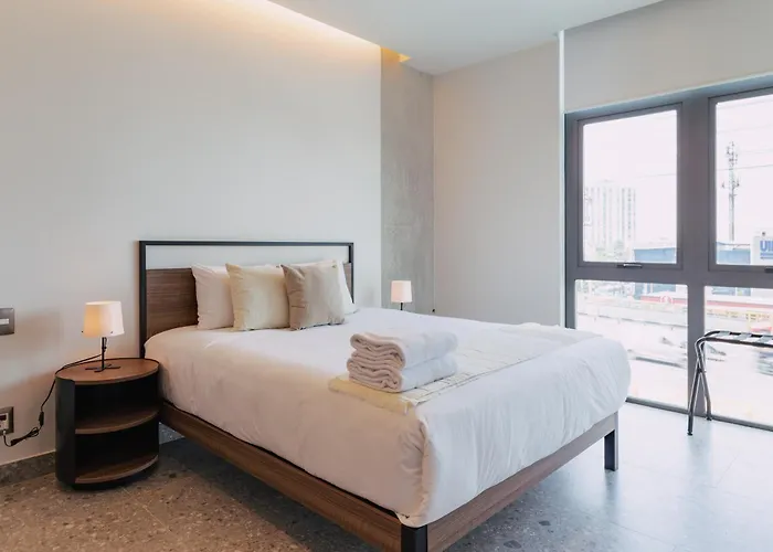 Bright & Modern W/ Gym & Pool | Viato Homes *