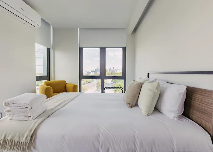 Bright & Modern W/ Gym & Pool | Viato Homes