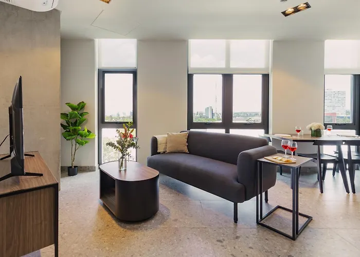 Bright & Modern W/ Gym & Pool | Viato Homes Mexico City