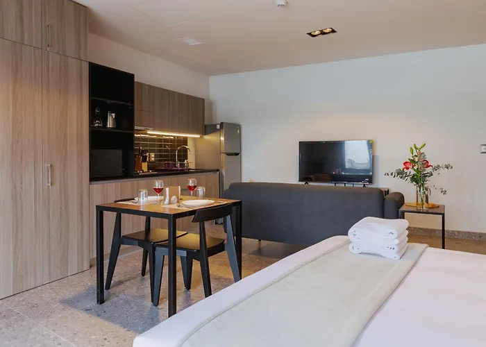 Apartment Bright & Modern W/ Gym & Pool | Viato Homes Mexico City