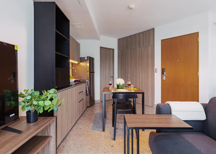 Bright & Modern W/ Gym & Pool | Viato Homes Apartment Mexico City