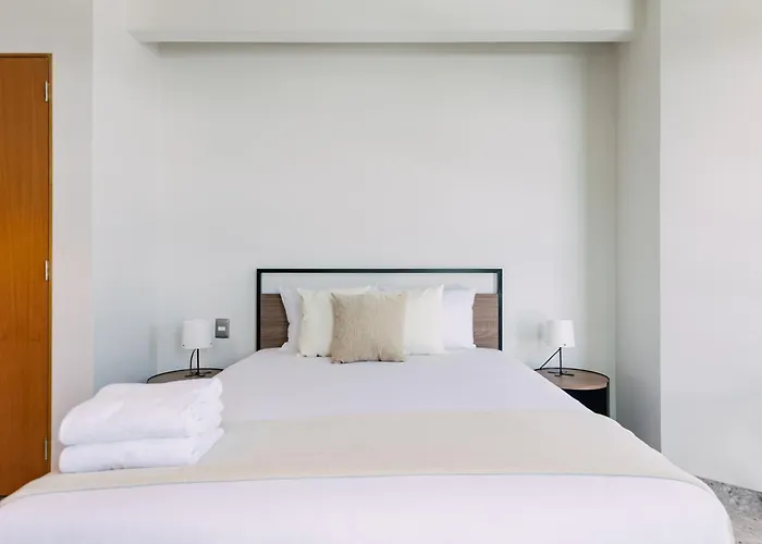 Apartment Bright & Modern W/ Gym & Pool | Viato Homes Mexico City